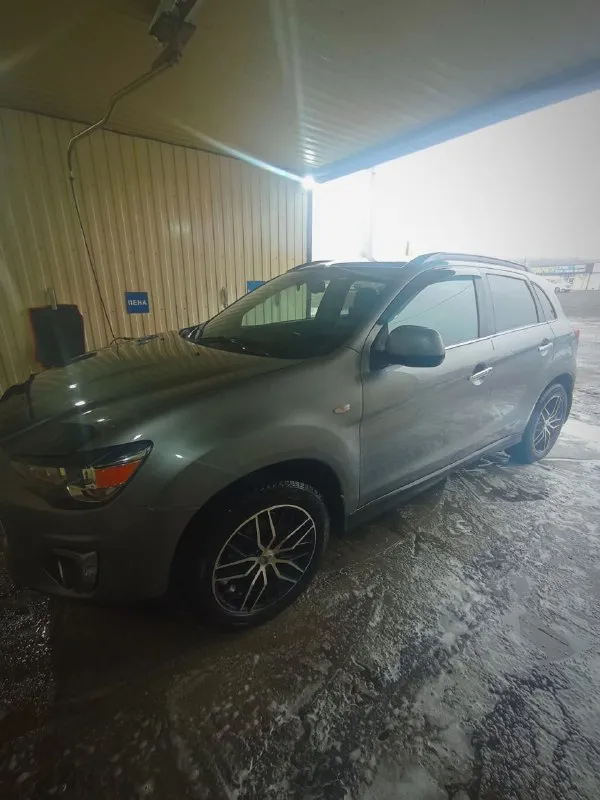 Продаю mitsubishi asx, двигатель: бензин, 2 л коробка передач: акп привод: полный пробег: 100 000 са... - фотография