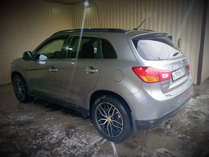 Продаю mitsubishi asx, двигатель: бензин, 2 л коробка передач: акп привод: полный пробег: 100 000 салон: кожа год: 2013 панорамная крыша цена: 1 200 000,возможен торг обмен не интересует. +79498150010 📞 звоните: +7(949)8150010 - фотография - 2