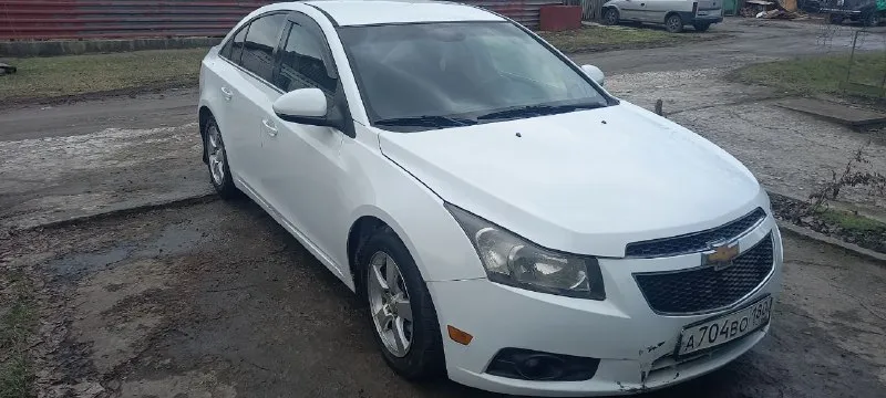 Продам chevrolet круз 1,4 турбина. 2013г. 6ти ступка. пробег 240тыс. все кнопки работают, кондиционер работает. требует немного внимания. цена 700 тыс. торг присутствует. тел. +79497109858 📞 звоните: +7(949)7109858 - фотография - 2