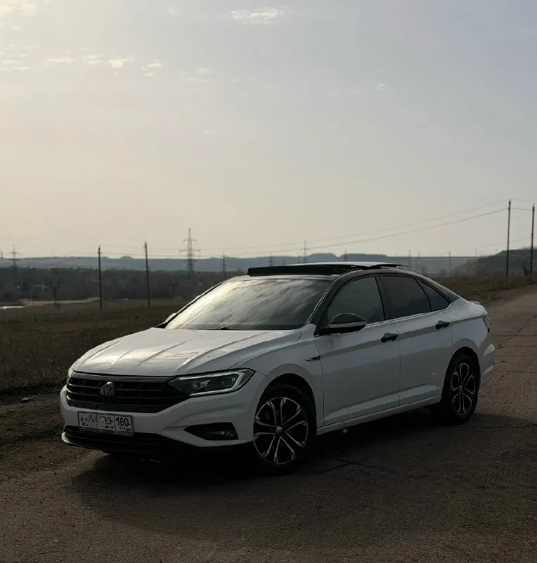 Volkswagen jetta sel + 2019 ✅ stage 1. 184 л. с. чип тюнинг с сохранением эко норм. ▪️увеличение мощности и крутящего момента. ▪️улучшение отклика педали газа. ▪️повышенная динамика разгона на старте и запас мощности на трассе. ✅ пробег: 95.000 км 🔥 • акустическая система “beats audio”, бесключевой доступ, start-stop, слепые зоны, климат-контроль, панорамный люк, led-приборная панель • адаптивный круиз-контроль с датчиком обнаружения препятствий и контролем дистанции, а также удержанием в полосе. • интерьерная подсветка салона, беспроводная зарядка, камера заднего вида с помощью выезда с парковки. • полностью русифицированное мультимедиа и carplay. 🚗 автомобиль в отличном состоянии, полностью обслужен. два комплекта резины. находится в макеевке +79493177747 💸 2.150.000 ₽ 📞 звоните: +7(949)3177747 - фотография - 1