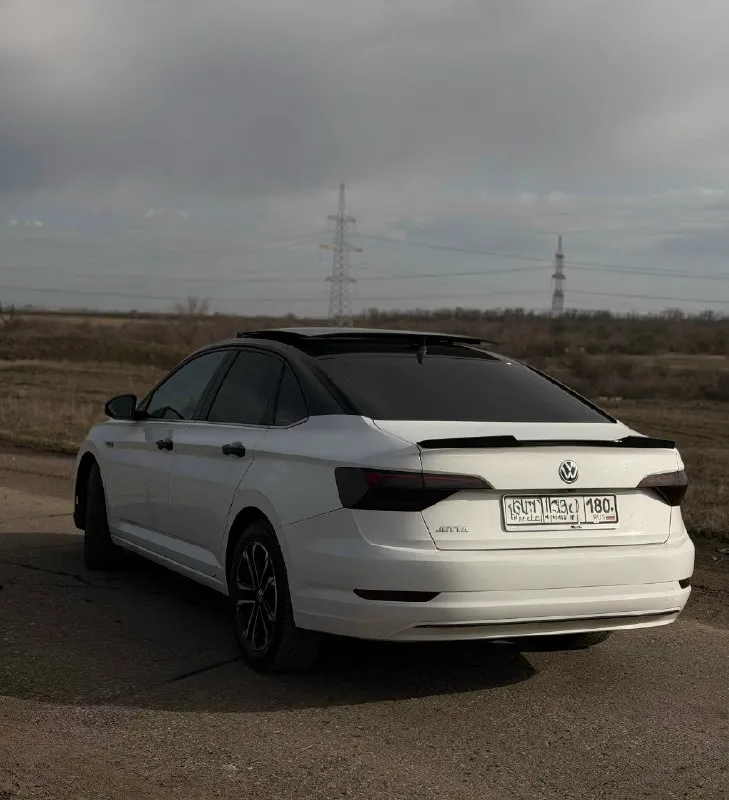 Volkswagen jetta sel + 2019 ✅ stage 1. 184 л. с. чип тюнинг с сохранением эко норм. ▪️увеличение мощности и крутящего момента. ▪️улучшение отклика педали газа. ▪️повышенная динамика разгона на старте и запас мощности на трассе. ✅ пробег: 95.000 км 🔥 • акустическая система “beats audio”, бесключевой доступ, start-stop, слепые зоны, климат-контроль, панорамный люк, led-приборная панель • адаптивный круиз-контроль с датчиком обнаружения препятствий и контролем дистанции, а также удержанием в полосе. • интерьерная подсветка салона, беспроводная зарядка, камера заднего вида с помощью выезда с парковки. • полностью русифицированное мультимедиа и carplay. 🚗 автомобиль в отличном состоянии, полностью обслужен. два комплекта резины. находится в макеевке +79493177747 💸 2.150.000 ₽ 📞 звоните: +7(949)3177747 - фотография - 6