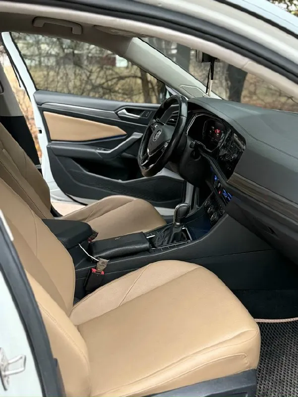 Volkswagen jetta sel + 2019 ✅ stage 1. 184 л. с. чип тюнинг с сохранением эко норм. ▪️увеличение мощности и крутящего момента. ▪️улучшение отклика педали газа. ▪️повышенная динамика разгона на старте и запас мощности на трассе. ✅ пробег: 95.000 км 🔥 • акустическая система “beats audio”, бесключевой доступ, start-stop, слепые зоны, климат-контроль, панорамный люк, led-приборная панель • адаптивный круиз-контроль с датчиком обнаружения препятствий и контролем дистанции, а также удержанием в полосе. • интерьерная подсветка салона, беспроводная зарядка, камера заднего вида с помощью выезда с парковки. • полностью русифицированное мультимедиа и carplay. 🚗 автомобиль в отличном состоянии, полностью обслужен. два комплекта резины. находится в макеевке +79493177747 💸 2.150.000 ₽ 📞 звоните: +7(949)3177747 - фотография - 9