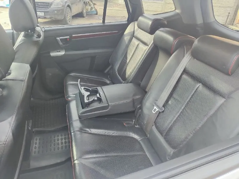 Продам надёжный автомобиль 2008года, машиной владею 3 года. покупал жене. двигатель 2.7 бензин работает отлично. коробка автомат работает отлично. по кузову все видно на фото гнили ржавчины нет не где. салон в хорошем состоянии в машине не курили. пробег 206000, максимальная комплектация. люк, климат работает отлично. много было сделано (замена грм, переборка ходовой и тормозной системы), сейчас на зимней резине есть практически новая летняя резина. цена с летней резиной 950т. ₽ без резины дешевле. срочная продажа. обоснованный торг т. +79494674880 сергей 📞 звоните: +7(949)4674880 - фотография - 7