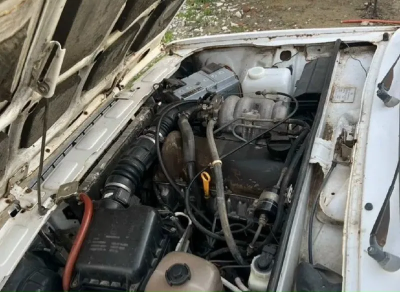 Продам ваз 2107 год выпуска 2006 инжектор на 5+ коробка 5 ступка на 5+ ходовка на 5 по электрике все работает стоит хороший свет стоит музыка 🎵 уселитель на колонки. по авто много чего с делано по документам стс птс договор авто на учете авто находится в макеевке цена 155 торг +7 949 077 0273 связь миранда также телеграмм, ,, 📞 звоните: +7(949)0770273 - фотография - 7