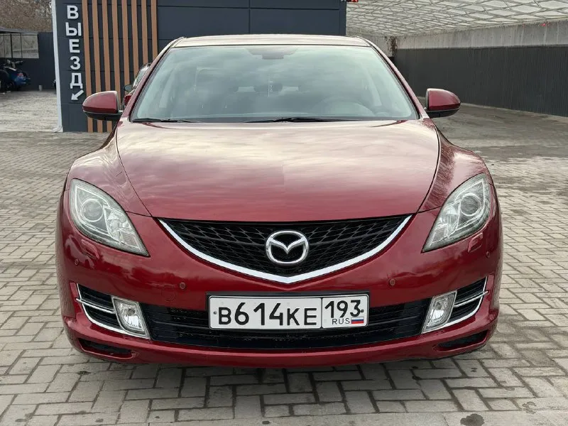 Мазда 6 2008 г. 2 литра 147 л/с автомат автомобиль в отличном состоянии для своего возраста, без гнили и рыжиков, машина южная, мотор работает ровно, не троит, автомат переключает отлично, подвеска без посторонних стуков, кондей работает, парктроник перед и зад, камера заднего вида, сигнализация с автозапуском, мульти руль, круиз контроль, резина свежая липучка, почти в заводском окрасе, несколько крашеных элементов, мелки сколы, царапины имеются в силу возраста! цена 850 торг не большой! машина на данный момент в ростове, пригоню в днр по договоренности! +79286261224 - фотография - 3