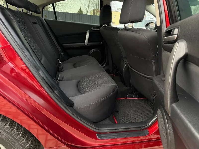 Мазда 6 2008 г. 2 литра 147 л/с автомат автомобиль в отличном состоянии для своего возраста, без гнили и рыжиков, машина южная, мотор работает ровно, не троит, автомат переключает отлично, подвеска без посторонних стуков, кондей работает, парктроник перед и зад, камера заднего вида, сигнализация с автозапуском, мульти руль, круиз контроль, резина свежая липучка, почти в заводском окрасе, несколько крашеных элементов, мелки сколы, царапины имеются в силу возраста! цена 850 торг не большой! машина на данный момент в ростове, пригоню в днр по договоренности! +79286261224 - фотография - 9