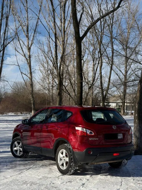 В продаже отличный семейный автомобиль nissan qashqai 2011 года выпуска 🔥цена: 895.000 ₽, быстрому покупателю торг!🔥 автомобиль на отличном бензиновом моторе 2.0 литра, в отличном состоянии никаких вопросов по двигателю и коробке нет совсем, ходовая также полностью обслужена! комплектация: двух зонный климат, подогревы сидений, мульти руль, качественная музыка, 4 эсп! также возможен обмен и продажа в кредит. осмотр донецк 🔥цена: 895.000 ₽, быстрому покупателю торг!🔥 ☎️ +7 (949) 374-95-82 📞 звоните: +7(949)3749582 - фотография - 6