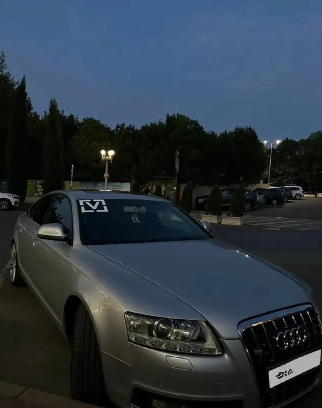 Audi а6 с6 рестайлинг, 2008г. состояние около идеальное для своих лет. была сделана полировка и керамика, полностью отреставрировал фары, поменял линзы на самые мощные. светит бомба. люк работает, потолок и стойки перешиты в черную алькантару, музыка bose. кожаный салон. в хорошем состоянии. стоит контрактный двигатель ccde 220 сил. почистили радиатор, стоит контрактный генератор, стоит контрактный бензонасос и тд. заменили масло в коробке. все документы на работы, двигатель на руках. цена 1.100. торг! писать в телеграмм + 7 949 811 53 19 📞 звоните: +7(949)8115319 - фотография - 2
