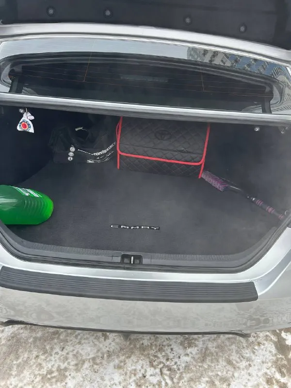 Toyota camry 70 2019 год выпуск объем двигателя 2.5л бензин цвет:серебристый металлик. родной пробег - 131 тыс. км. автомобиль весь обслуженный и очень ухоженный. 2 хозяин. птс оригинал. стёкла все родные. 2 ключа. капот, бампер и все зоны риска обтянуты бронепленкой. машина полностью обесшумлена, была произведена замена штатной акустики. регулярное прохождение то. произведенена замена передних стоек, опорных подшипников, пыльников и отбойников. ходовая в идеальном состоянии автомобиль готов к любым проверкам!!! по комплектации : -автоматический дальний свет -адаптивный круиз контроль - удержание в полосе - датчик столкновения, - датчик света -датчик давления в шинах. - комплект летний резины r19 оригинал все вопросы по телефону цена 2,8 млн, торг телефон +79493342808. - фотография - 10