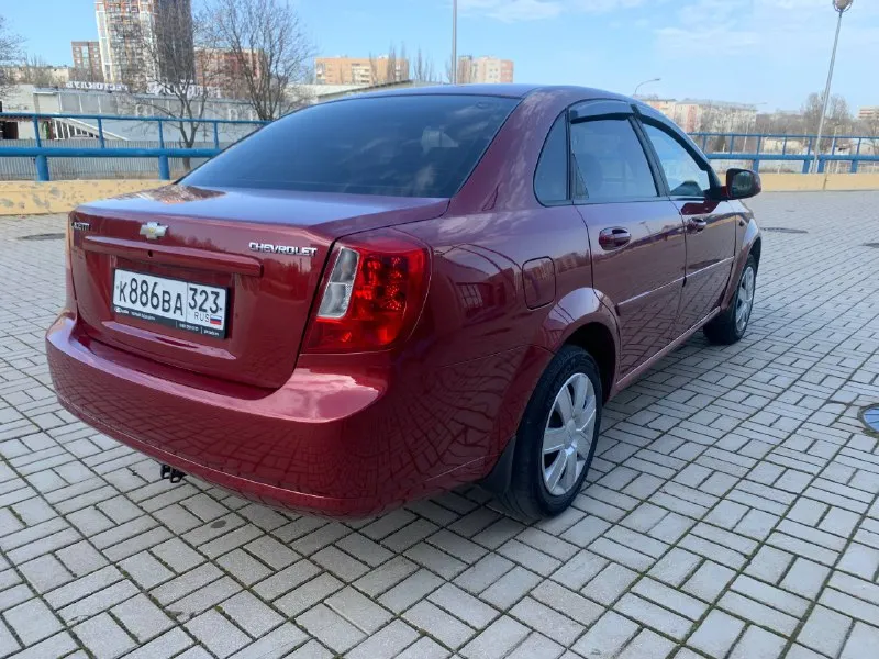 Chevrolet lacetti 1.6 2010г автомобиль в отличном состоянии без вложений авто с краснодара гнили нет кузов почти весь в заводском окрасе без дефектов в авто работает все кондиционер обслужен салон как новый по ходовой взбитая без стуков пробег родной 294т мотор в идеале не дымит масло жора нет! все прозрачно приезжайте смотрите есть видео обзор по запросу цена 550торг минимальный +79496347909 г. мариуполь - фотография - 4