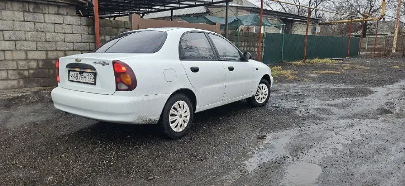 Продам ланос se, 2007год 1.5. гур, подъёмники, подушка безопасности, кондиционер (работает), 2дин магнитола с камерой заднего вида, два ключа, мотор, коробка, ходовая, кузов отлично, хорошая музыка, документы в полном порядке любое оформление осмотр макеевка цена 245.000 тел: +7 (949) 658-81-80 тг на этом же номере 📞 звоните: +7(949)6588180 - фотография - 4