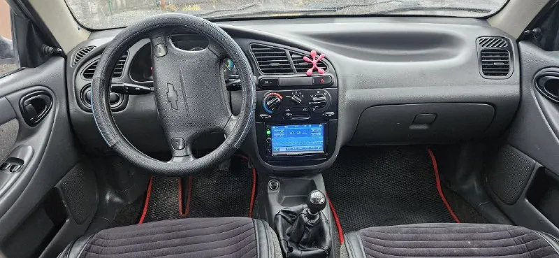 Продам ланос se, 2007год 1.5. гур, подъёмники, подушка безопасности, кондиционер (работает), 2дин магнитола с камерой заднего вида, два ключа, мотор, коробка, ходовая, кузов отлично, хорошая музыка, документы в полном порядке любое оформление осмотр макеевка цена 245.000 тел: +7 (949) 658-81-80 тг на этом же номере 📞 звоните: +7(949)6588180 - фотография - 6