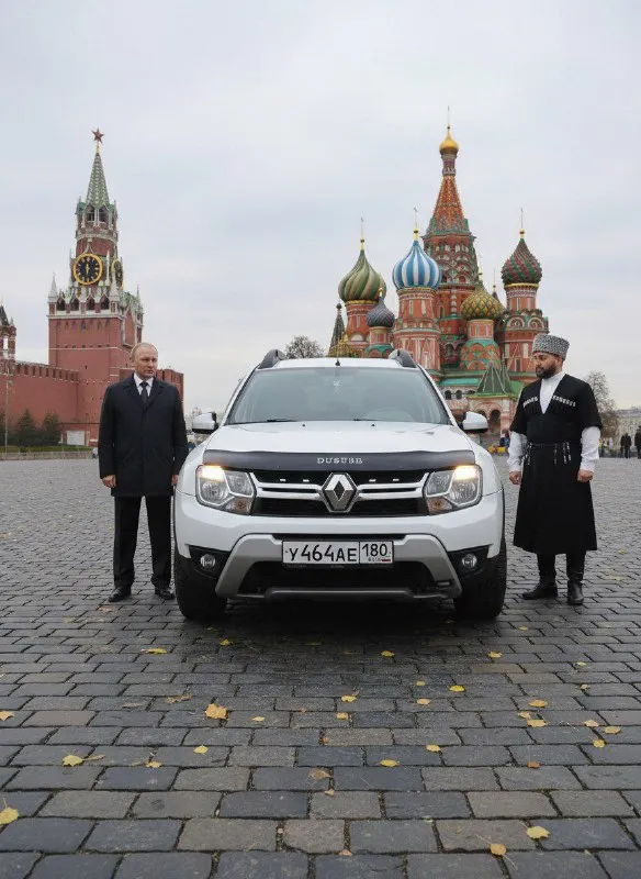 Продам рено дастер/renault duster 2017 года, 3 владельца, в хорошем состоянии, двигатель 2 литра, бе... - фотография