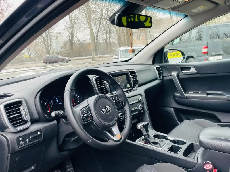 В продаже автомобиль kia sportage 2018
Автомобиль в идеальном состоянии как внешне так и технически автомобиль
Не бит не крашен, 100% никаких вложений
Не требует, двигатель работает идеально без шумно, коробка работает изумительно, по ходовой части как новая, под капотом все сухо без каких либо подтеков, по электрике норм
Работает все до единой кнопочки все
Комплектации elegance все для комфорта
Автотека вся зеленая одна собственница 👵
Бережная эксплуатация крайне редкая
Любые проверки с вашей стороны приемлемо
По документам все кристально чисто любое оформление в мрео 🇷🇺

Двигатель: 2.0 (бензин)
Коробка: автомат assin
Год выпуска 2018
Цена: 1.835.000₽
Пробег: 125.000 км.
Таких авто единицы
Срочная продажа автомобиль супер !!!!
📱+7949 396 98 55 +7918 579 09 51 📱
Телеграмм ⬆️ ватсап ⬆️
📞 🇷🇺 Звоните: +7(918)5790951 - фотография - 8