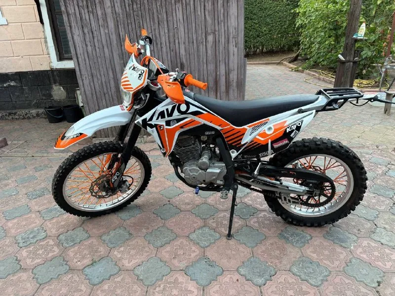 Продам кайо эндуро т 2. состояние отличное. пробег 4950 км. все работает. эксплуатация бережная. 2023 г. в. в наличии стс, птс. 140 000 р. находится г. зоринск, перевальский район. 79591132275 📞 звоните: +7(959)1132275 - фотография - 2