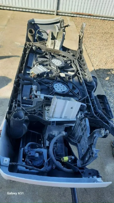 Ноускат и капот audi а4 б8 до рест. вдонецке капот -25.. . ноускат-120.. .+79494280615 📞 звоните: +7... - фотография