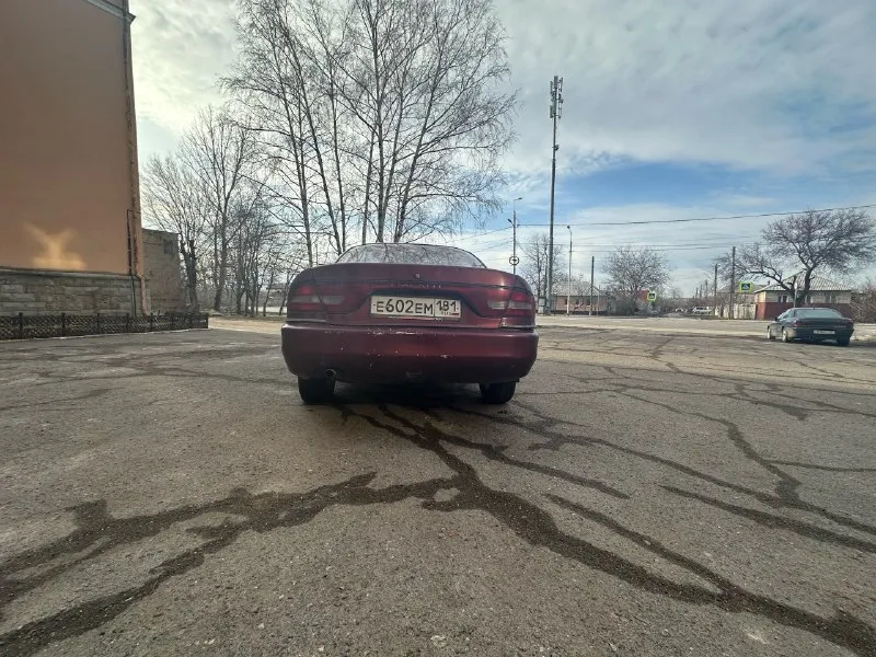 Продам mitsubishi galant куколка рождена в 1994 году , коробка без нареканий ходовка на 4 идеальная машина для новичка либо же под работу по документам времянка ездить можно до 29 года после переоформить цена жигулей 90тысяч рублей (торг на бензин) +7 959 563-87-12 📞 звоните: +7(959)5638712 - фотография - 7