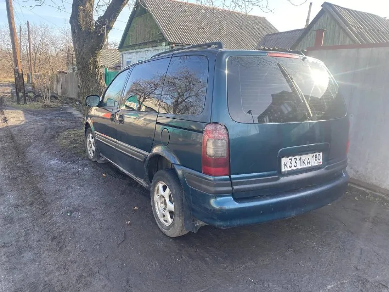 Продам opel синтра 7 местный минивен. двигатель(x22xe) 2,2 бензин стоит евро 4. ( вписанно в техпасп... - фотография