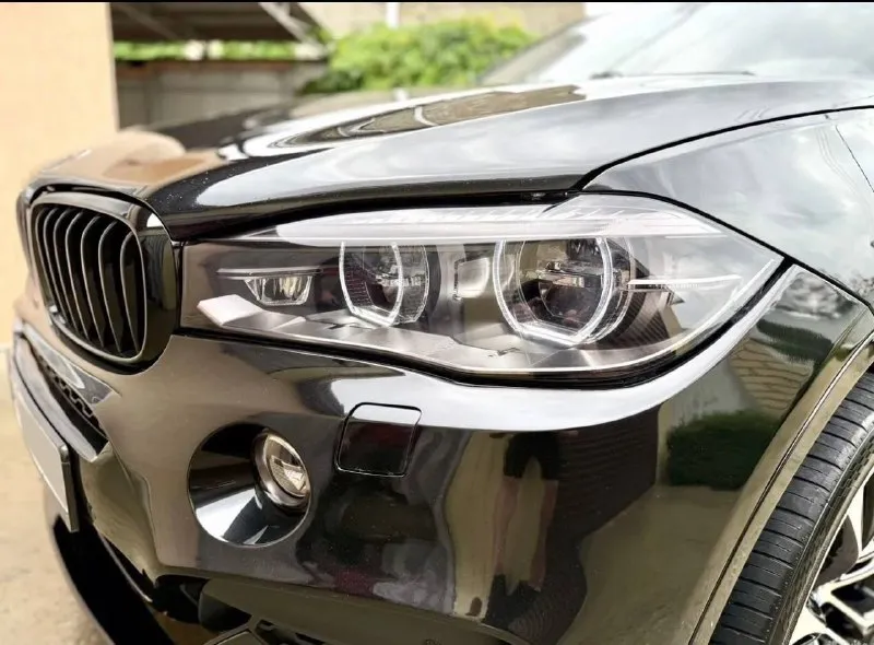 Bmw x6 f16 30d ✅ официальный (куплен у дилера в рф) ✅заводской м-пакет ✅2 собственника (я второй) ✅год выпуска 2015 ✅двигатель 3.0д (249лс) ✅коробка обычный автомат ✅оригинальный пробег 163.000 ✅полный привод ✅богатая комплектация (harman/kardon, без ключевой доступ всех 4-х дверей, подогревы всех сидений, электропривод багажника с датчиком движения и тд) ✅идеальное внешнее и техническое состояние, без вложений, полностью обслужен. ✅косметический окрас двух элементов ✅фары в пленке ✅два комплекта резины с дисками r21 (лето) r19 (зима) резина зимняя новая. ✅два комплекта ключей осмотр в г. стаханов цена 3.620.000₽ • тел. +79592661330 если не дозвонились то пишите telegram, whatsapp) реальному покупателю торг 📞 звоните: +7(959)2661330 - фотография - 4