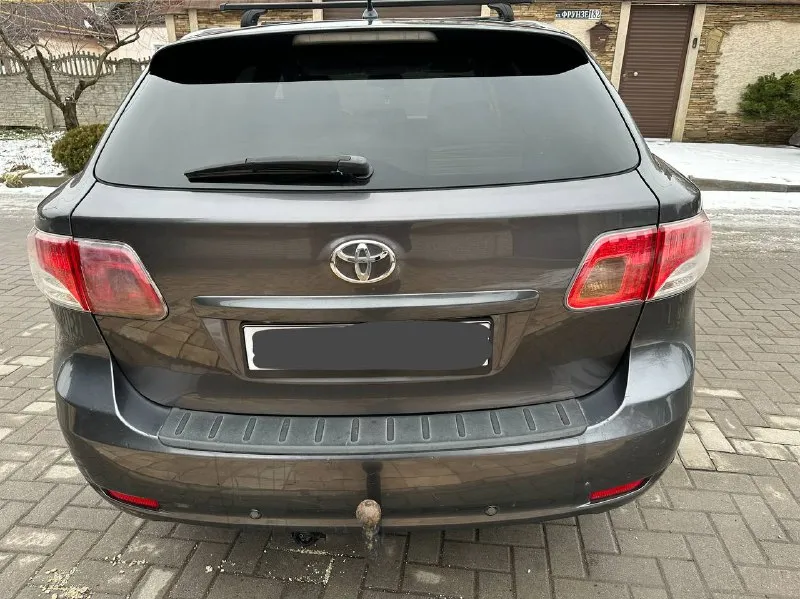 Продам toyota avensis 2010 год мотор 2.0 механика в самой максимальной и жирной комплектации лучше уже нет. . машина куплена при украине машина в отличном состоянии без вложений!! диски r18 на хорошей зимней резине. . панорамы память сидений, подогревы всего. . кожаный салон и много много другого. . технически машина в отличном состоянии кому нужен достойный автомобиль звоните за авто не стыдно цена 970.000 торг донецк +7 (949) 536-98-70 - фотография - 6