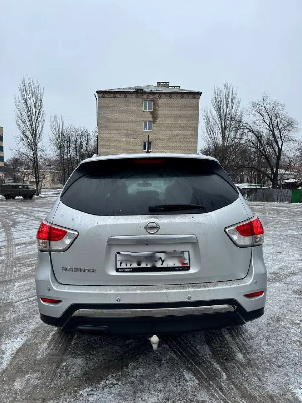 Марка автомобиля: nissan pathfinder год выпуска: 2014 пробег: 240000 км объем двигателя: 3.5 описание: ✅продам nissan pathfinder 2014, 3.5, (4wd), идеальное состояние. надежный 7-местный внедорожник. ✅двигатель и коробка передач работают безупречно. масло не расходует. ✅коробка новая, контрактная, с минимальным пробегом. ✅кузов весь в родной краске. гнили нет. ✅по ходовой части – обслужена. кожаный салон. капот в защитной пленке. ✅максимальная комплектация: обзор 360;небольшой торг уместен у капота. 7949-745-00-45 юлия. цена: 167000 номер телефона: 79493150468 город: донецк продавец: андрей предложить пост | мы в вк | реклама 📞 звоните: +7(949)7450045 - фотография - 4