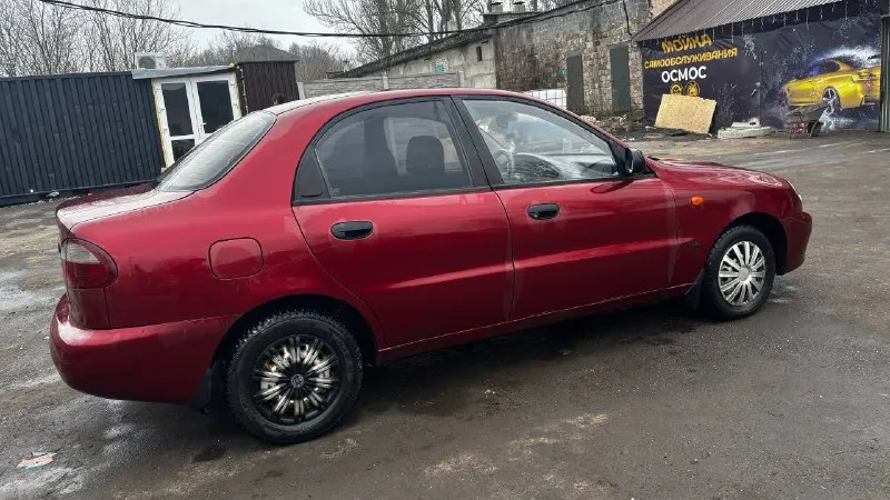 Продам daewoo sens 1.3 2003 года всю жизнь в одних руках с момента покупки из салона, документы имеются. продажа в связи с приобретением нового транспортного средства. за машиной следили и ухаживали, обслуживали вовремя, без рыжиков и гнили. пробег 187 тысяч цена 230тыс. + торг номер +79494217849 дмитрий 📲 tg: любовь поситака 📞 звоните: +7(949)4217849 - фотография - 8