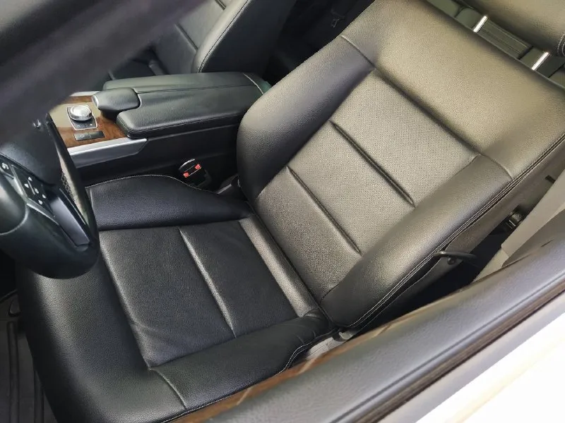 Продам mercedes e-class. автомобиль в идеальном состоянии, весь в заводском окрасе. стёкла, включая лобовое заводские! один хозяин в птс, не пригон! 2.0 турбо, 7-ми ступенчатый автомат. 2015 год выпуска, пробег 108 000 км. двигатель, коробка, ходовая в отличном состоянии, никаких вложений не требуют! 2 комплекта колёс, 2 ключа и сервисная книжка прилагается. я хозяин, переоформление без проблем! автомобиль находится в старобешево. цена 2 500 000 рублей. за более подробной информацией обращаться по телефону: +7 (949) 524-94-12. 📲 tg: валентин 📞 звоните: +7(949)5249412 - фотография - 9