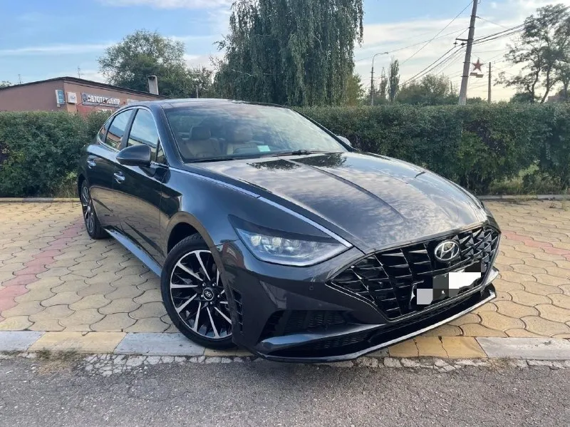 Продам hyundai sonata 2020год. пробег 58000км. состояние отличное комплектация limited + с виртуальн... - фотография