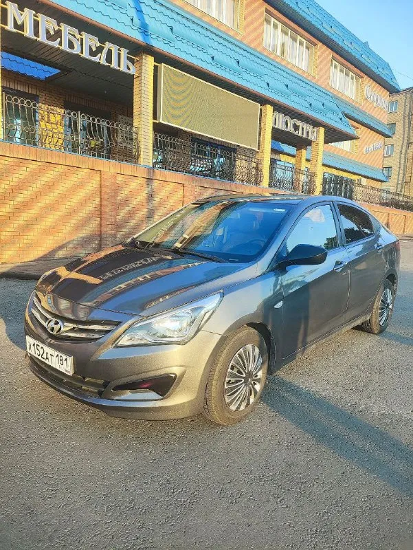 Hunday solaris 2015г- октябрь, двигатель 1.4 107л. с очень резвый, цепь новая, масло фильтра всё новое, кпп механика 5ст идеальная, по ходовой всё отлично, салон хороший, резина новая, с документами всё впорядке, собственник. машина в г. красный луч. цена 650т. р +79592625026 📞 звоните: +7(959)2625026 - фотография - 2