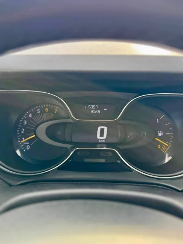 🇫🇷 renault kaptur 💰цена: 1 300 000р 🏢город: мариуполь 📅год выпуска: 2016 🧾пробег: 115 357км. ⚙️двигатель: 1.6 ⛽топливо: бензин ⚙️кпп: механика 📞 телефон: +7-949-727-41-51 +7-989-263-55-56 +7-949-551-91-52 💾 описание: kaptur — это баланс сти. .. i class="emoji" style="background-image:url('//telegram. org/img/emoji/40/e29c85.png')">✅ все стекла включая лобовое заводские ✅ красивый комбинированный цвет кузова шикарная комплектация 👍: ❄️/🔥 бесключевой доступ, сигнализация с опцией автозапуска, климат контроль, подогрев сидений, кожаный мульти-руль, полный электропакет, андройд магнитола с камерой заднего вида, птф, abs, airbag, гур, дхо, круиз контроль, оригинальные литые диски на новой летней резине. ➕автомобиль с пройденным техническим осмотром и готов к переоформлению. улица шевченко 2️⃣6️⃣9️⃣ - фотография - 10