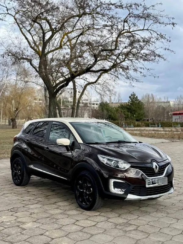 🇫🇷 renault kaptur 💰цена: 1 300 000р 🏢город: мариуполь 📅год выпуска: 2016 🧾пробег: 115 357км. ⚙️двигатель: 1.6 ⛽топливо: бензин ⚙️кпп: механика 📞 телефон: +7-949-727-41-51 +7-989-263-55-56 +7-949-551-91-52 💾 описание: kaptur — это баланс сти. .. i class="emoji" style="background-image:url('//telegram. org/img/emoji/40/e29c85.png')">✅ все стекла включая лобовое заводские ✅ красивый комбинированный цвет кузова шикарная комплектация 👍: ❄️/🔥 бесключевой доступ, сигнализация с опцией автозапуска, климат контроль, подогрев сидений, кожаный мульти-руль, полный электропакет, андройд магнитола с камерой заднего вида, птф, abs, airbag, гур, дхо, круиз контроль, оригинальные литые диски на новой летней резине. ➕автомобиль с пройденным техническим осмотром и готов к переоформлению. улица шевченко 2️⃣6️⃣9️⃣ - фотография - 3