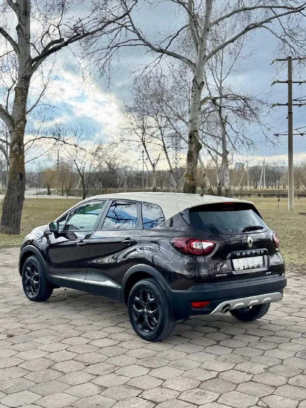 🇫🇷 renault kaptur 💰цена: 1 300 000р 🏢город: мариуполь 📅год выпуска: 2016 🧾пробег: 115 357км. ⚙️двигатель: 1.6 ⛽топливо: бензин ⚙️кпп: механика 📞 телефон: +7-949-727-41-51 +7-989-263-55-56 +7-949-551-91-52 💾 описание: kaptur — это баланс сти. .. i class="emoji" style="background-image:url('//telegram. org/img/emoji/40/e29c85.png')">✅ все стекла включая лобовое заводские ✅ красивый комбинированный цвет кузова шикарная комплектация 👍: ❄️/🔥 бесключевой доступ, сигнализация с опцией автозапуска, климат контроль, подогрев сидений, кожаный мульти-руль, полный электропакет, андройд магнитола с камерой заднего вида, птф, abs, airbag, гур, дхо, круиз контроль, оригинальные литые диски на новой летней резине. ➕автомобиль с пройденным техническим осмотром и готов к переоформлению. улица шевченко 2️⃣6️⃣9️⃣ - фотография - 4