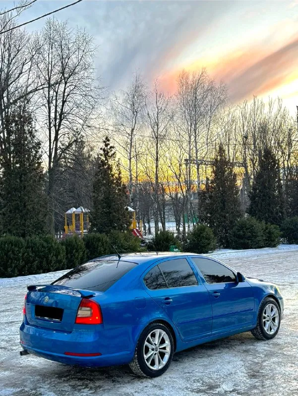 Skoda octavia vrs шкода октавия rs 💰950.000💰 2.0 турбо 200лс бензин, сток едет хорошо, расход маленький. мотор отличный, не дымит, не троит, масло не расходует, работает тихо, не дизилит! акпп, переключает быстро, отлично, без пинков, без рывков! ходовая не гремит, не стучит, вложений не требует! диски r18 оригинал, не варены, не гнуты, резина новая, зима, куплена месяц назад новой! по электрике все работает, двойной климат, мульти руль, задние и передние подогревы сидений, полу ковши! и т д! музыка bolero, играет достойно! по салону, все отлично, не прокурен, не рваный, ничего подобного! по кузову есть мелкие жизненные косяки, без критики, и на езду никак не влияет, вид достойный 🔥 взгляды собирает ! по документам чистая, без запретов, без штрафов, без залогов. переоформление без проблем, в мрэо, можем сделать сразу техосмотр. осмотр г. макеевка связь +7949-489-08-56 или +7949-607-32-69 тг есть цена 950.000 руб 🔥 📞 🇷🇺 звоните: +79494890856 - фотография - 5