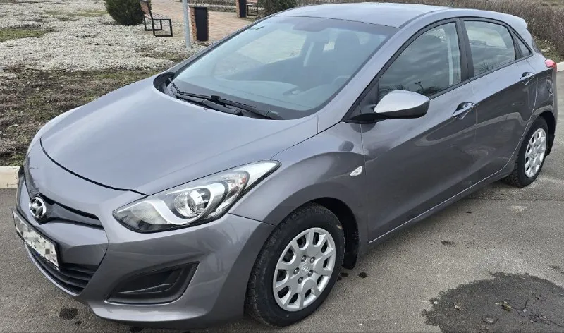 Продам хюндай i30 2014 года. машина в отличном сострянии. один хозяин по птс механика (шестиступенча... - фотография