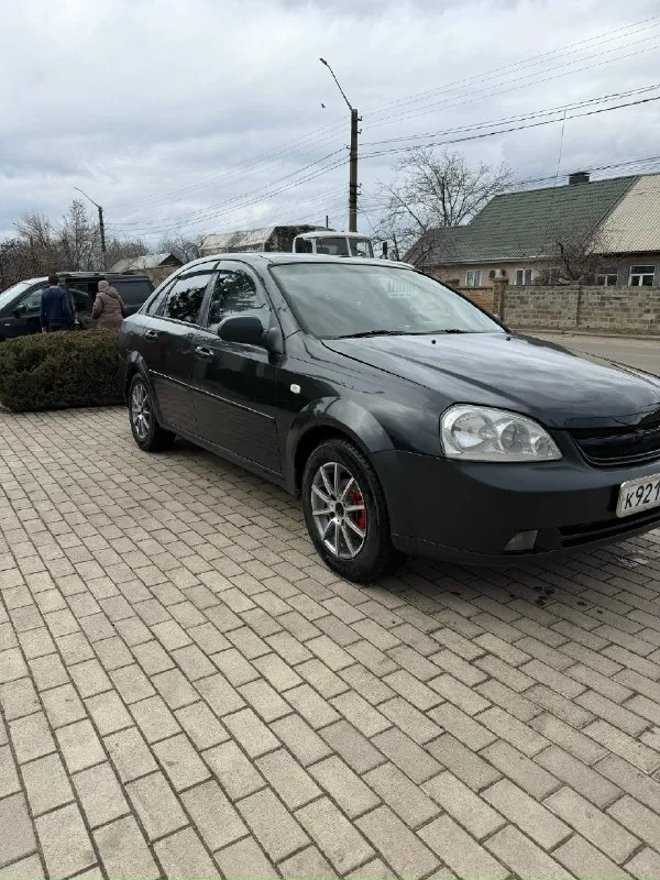 Продам chevrolet лачети chevrolet lacetti 2008 1.4 газ/бензин, сел поехал с документами порядок г. харцызск цена 400к, торг у капота +79495340442 📞 звоните: +7(949)5340442 - фотография - 2