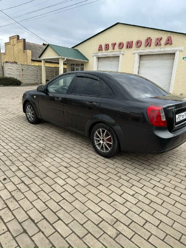 Продам chevrolet лачети chevrolet lacetti 2008 1.4 газ/бензин, сел поехал с документами порядок г. харцызск цена 400к, торг у капота +79495340442 📞 звоните: +7(949)5340442 - фотография - 4