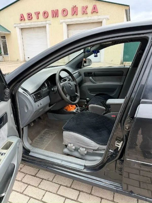 Продам chevrolet лачети chevrolet lacetti 2008 1.4 газ/бензин, сел поехал с документами порядок г. харцызск цена 400к, торг у капота +79495340442 📞 звоните: +7(949)5340442 - фотография - 6