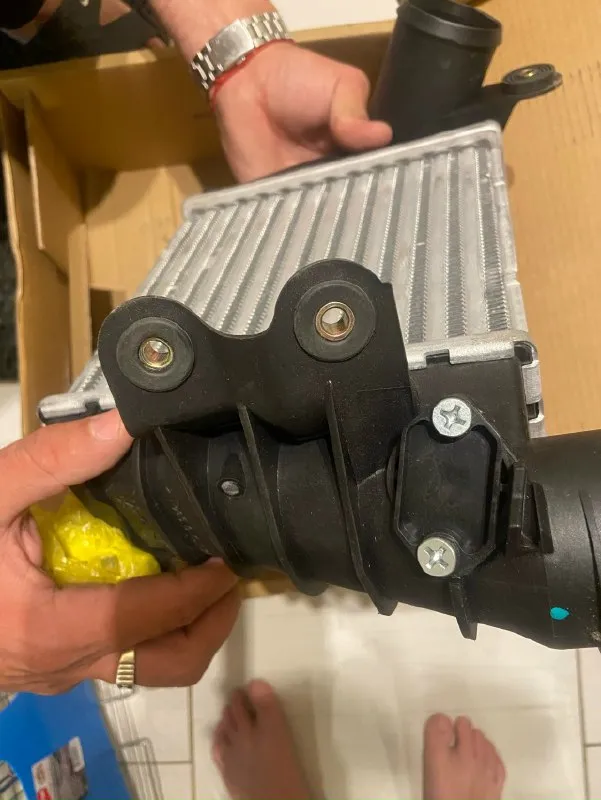 Интеркулер nissens на 1.9 tdi. абсолютно новый, на такие авто мк4 golf, jetta, bora, octavia tour +79595888476 9к денег 📞 звоните: +7(959)5888476 - фотография - 3