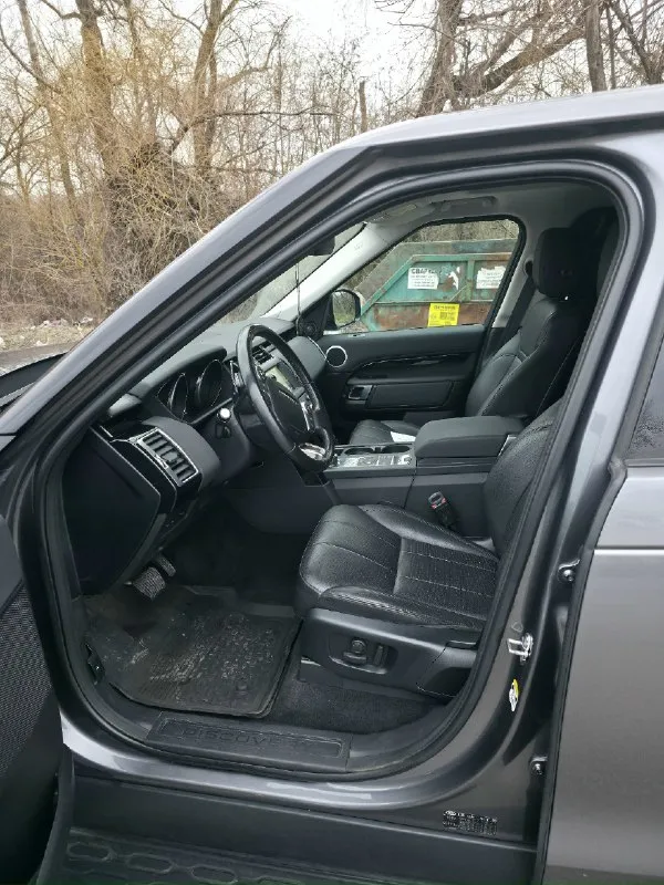 Продам land rover discovery v 2018 г. в. пробег 63000.двигатель 2.0 дизель,240 л. с. автомобиль в отличном состоянии, бережная эксплуатация. салон кожа, чистый, без затёртостей. бездорожья авто не видело. цена 4500000. осмотр енакиево. +79495111958 📞 звоните: +7(949)5111958 - фотография - 6