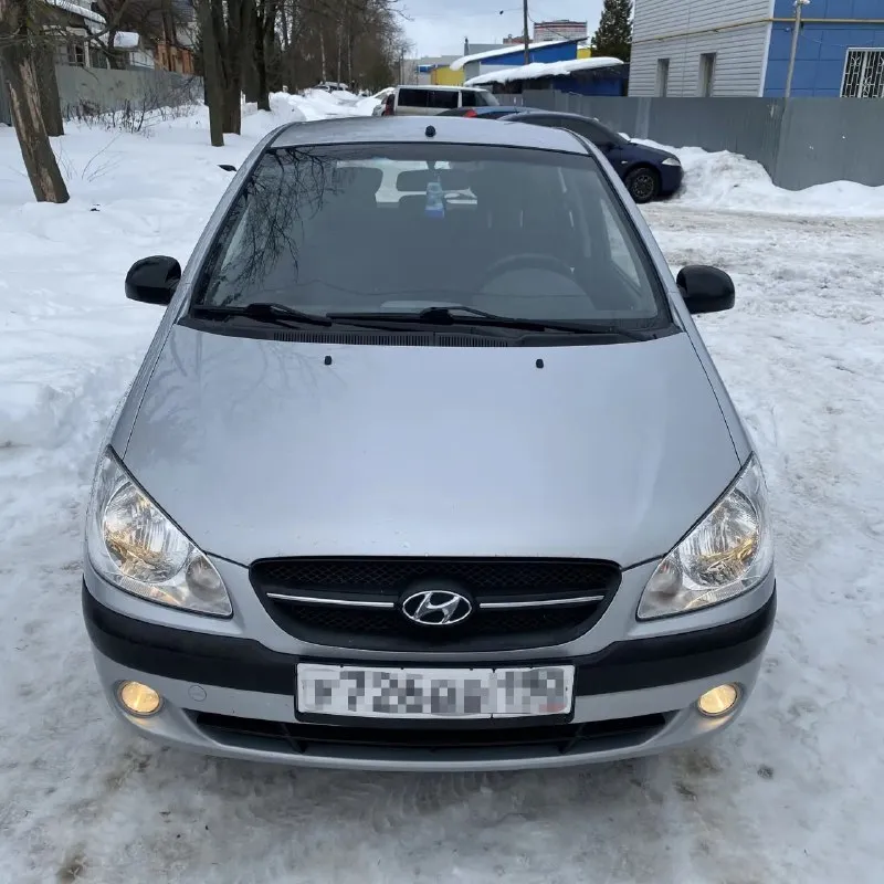 Продам! hyundai getz. 2009 года. двигатель 1.4. коробка автомат. пробег 133000. машина в хорошем техническом и внешнем состоянии. двигатель работает ровно, масло не берет совсем! коробка штатно, без пинков и дёргания!кузов без рыжья и подобного! масло, фильтра, ремни заменены! без дтп, все стекла родные! кондиционер, электростеклоподъемники 4 шт. , гур, подогревы сидений, abs. юридически чист, переоформление в мрео. цена 585 г. докучаевск +79493512567 📲 tg: петр мелихов 📞 звоните: +7(949)3512567 - фотография - 3