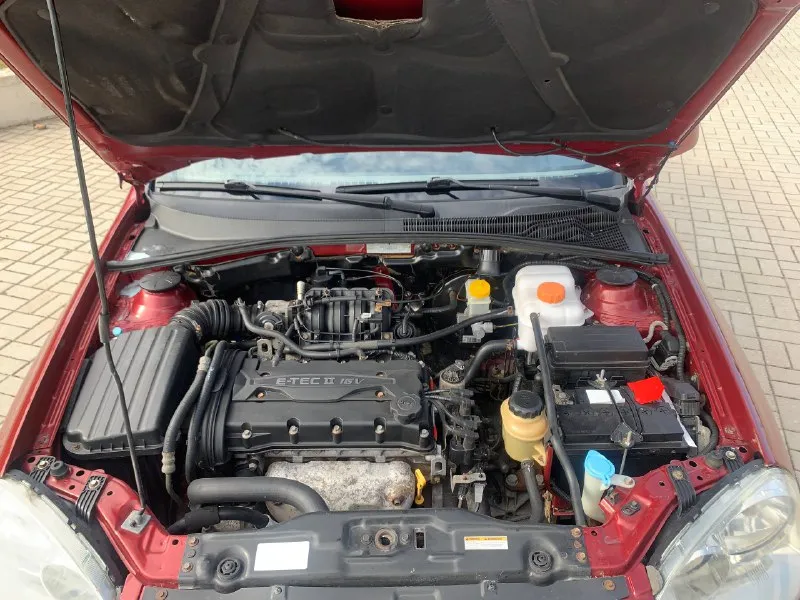 Chevrolet lacetti 1.6 2010г автомобиль в отличном состоянии без вложений авто с краснодара гнили нет кузов почти весь в заводском окрасе без дефектов в авто работает все кондиционер обслужен салон как новый по ходовой взбитая без стуков пробег родной 294т мотор в идеале не дымит масло жора нет! все прозрачно приезжайте смотрите есть видео обзор по запросу цена 530 торг минимальный +79496347909 г. мариуполь - фотография - 8