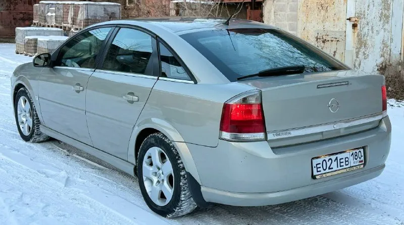 🚘 марка :opel vectra c рейсталинг (опель вектра с ) 📮 город:донецк 📅 год выпуска: 2007 💶 цена:525.000р🎁 ⛽ двигатель (тип, объем, ):бензин 1.8 🔧 тип кпп: механика 📝 описание: продам автомобиль opel vectra c рейсталинг, на полном ходу, двигатель работает отлично, ходовая часть в норме, коробка не хрустит, в общем и целом хороший автомобиль. звоните. ☎ контактный телефон:+79490860631 - фотография - 4