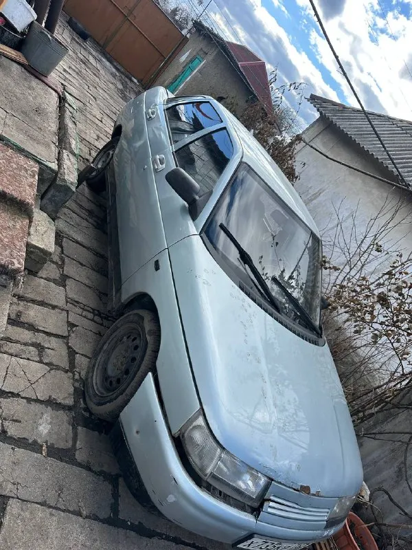 🚘 марка и модель: ваз 2110 📏 пробег: 300879 📆 год: 1998 📝 кпп: ⚙️ описание: машина на хорошем ходу в... - фотография