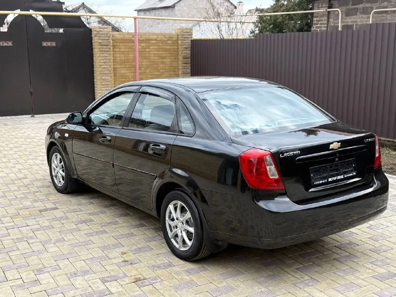 Продам авто в очень хорошем состоянии авто без дтп в родном окрасе кузов без жучков пороги арки все в идеальном состоянии таких лачетти в таком состоянии очень редко встретишь без преувеличения авто до первого клиента не понравится она не может пробег родной 200% любые проверки приветствую
🚗Модель chevrolet лачетти
⚙️ 1.6 Бензин
🏃‍♂️‍➡️Пробег 160 тысяч км
📅Год выпуска 2008
📦Коробка механика
💶Цена 660 тысяч рублей
☎️Тел +79497257498. 89896224481
📲 Tg: петя белаш
📞 Звоните: +7(949)7257498 - фотография - 5