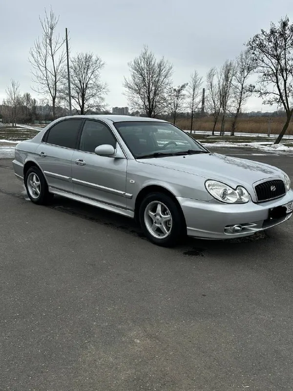 🚘продам хундай сонату 2003 год ⚙️двигатель: 2.0 л (бензин/газ 4) ✍️описание: авто в очень хорошем со... - фотография
