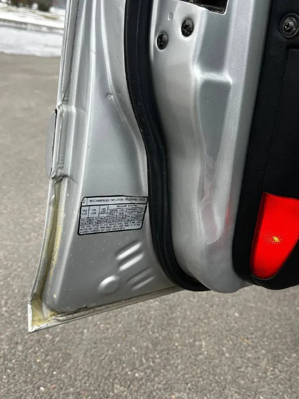 🚘продам хундай сонату 2003 год ⚙️двигатель: 2.0 л (бензин/газ 4) ✍️описание: авто в очень хорошем состоянии вложений не требует никаких автомобиль очень удобный мягкий и надежный стоит евро 4 цена 720 остальные вопросы по телефону +79497308627 николай 📲 tg: @ramir_mm 📞 звоните: +7(949)7308627 - фотография - 7