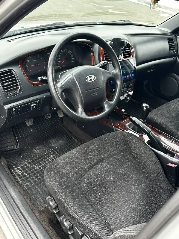 🚘продам хундай сонату 2003 год ⚙️двигатель: 2.0 л (бензин/газ 4) ✍️описание: авто в очень хорошем состоянии вложений не требует никаких автомобиль очень удобный мягкий и надежный стоит евро 4 цена 720 остальные вопросы по телефону +79497308627 николай 📲 tg: @ramir_mm 📞 звоните: +7(949)7308627 - фотография - 8