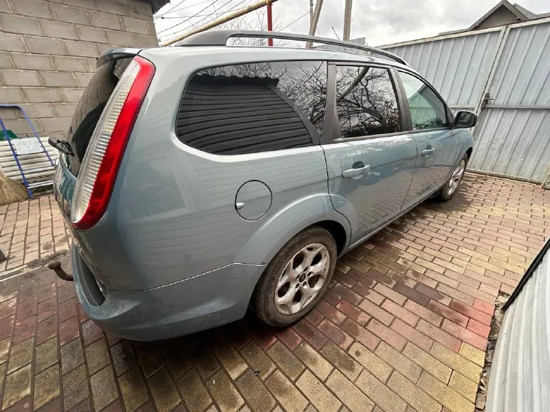 Ford focus 2009 год выпуска 1.8 бензин механическая коробка передач пробег 252000 км двух зонный климат контроль мультируль подогревы передних сидений, зеркал и лобового стекла омыватель фар круиз контроль бортовой компьютер авто в 2022 году привезено из европы, за это время проехало 5000 км технически обслужен кузов без дтп продажа от собственника цена 750000₽ торг уместен все вопросы и подробности по телефону +79493550749 - фотография - 5