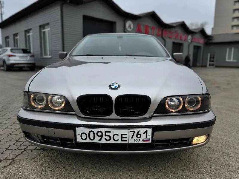 Bmw e 39 1998г 2.5 акпп в хорошем состоянии двигатель и акпп контрактные работают идеально по ходовой все в порядке люк рабочий не течет, по электрике все исправно, комплектация individual документы в полном порядке! цена 450т +79497309912 - фотография - 8