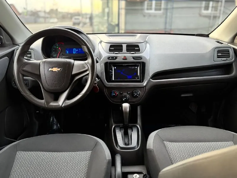 Шевроле кобальт 2013г 1.5 акпп автомат aisin двигатель, ходовая, акпп в отличном состоянии, кузов и днище не гнилое не ржавое! есть косметические окрасы без серьезных дтп выглядит очень хорошо для 2013г. комплектация кондиционер эл стеклоподъемники гидро усилитель руля подогрев сидений магнитола с блютуз сигнализация с автоподзаводом 2 ключа резина зима лето! фаркоп! г. мариуполь цена 630т +79497309912 документы в полном порядке - фотография - 10